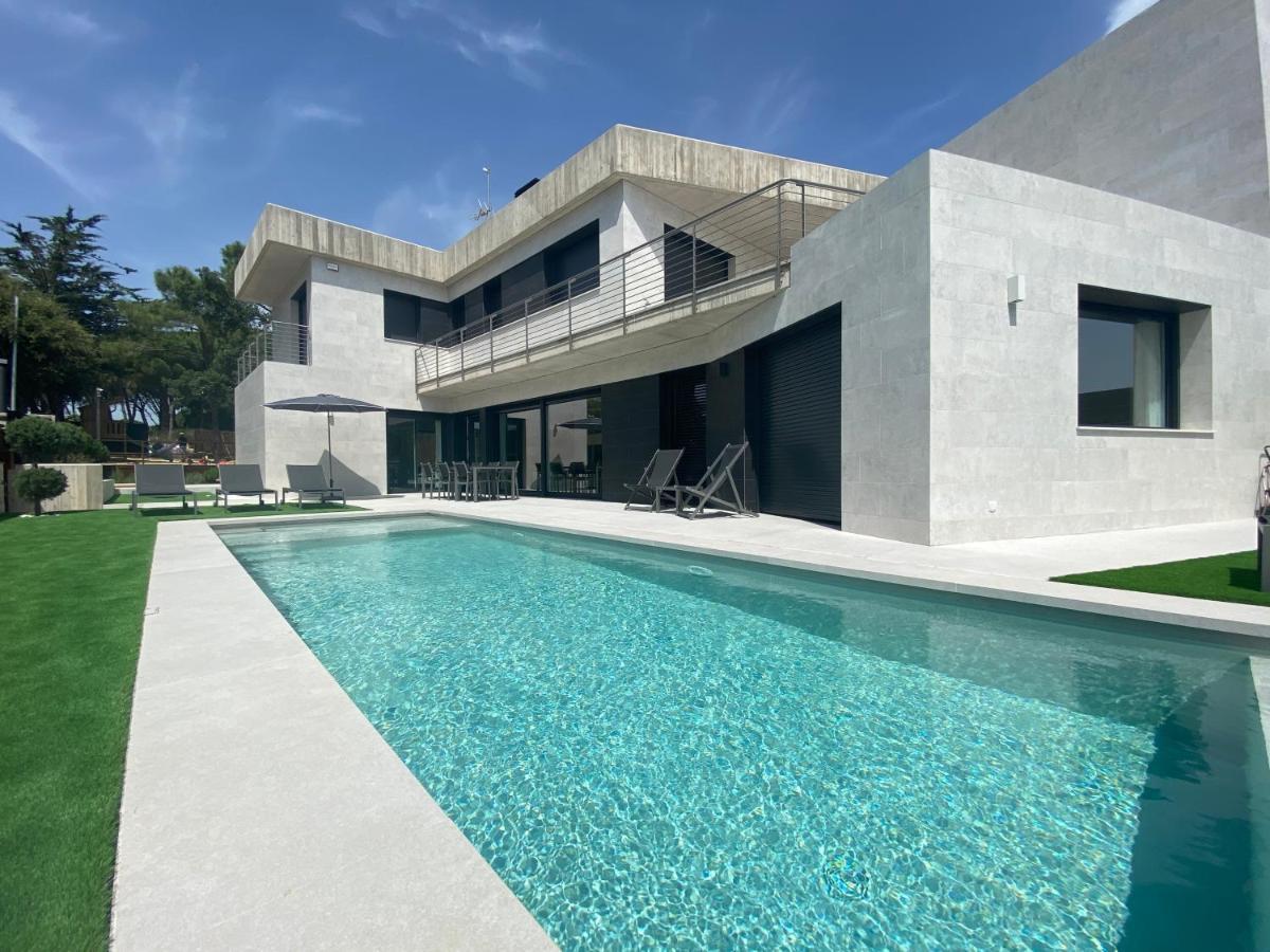 Naramia Sagaro Villa With Poolgarden10 Pax S'Agaro Exteriér fotografie